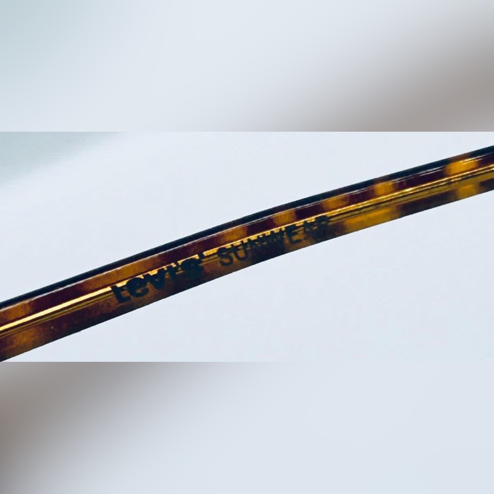 Levi’s Brown Tortoise Oval Sunglasses Frames Only - Picture 7 of 8